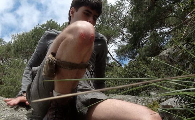 «Nadadora»el primer single de Martin, una versión de Family que abre el camino hacia su álbum debut