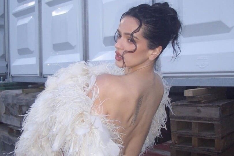 Rosalía conquista los BRIT Awards 2026 con un premio histórico y una actuación sorprendente junto a Björk